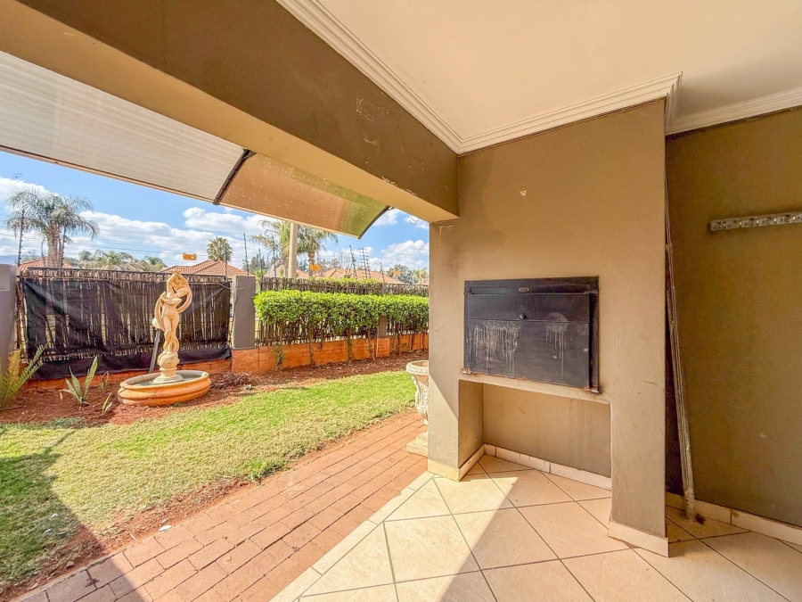 3 Bedroom Property for Sale in Melodie North West